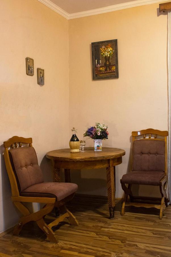 Nino'S Guest House Tiflis Dış mekan fotoğraf